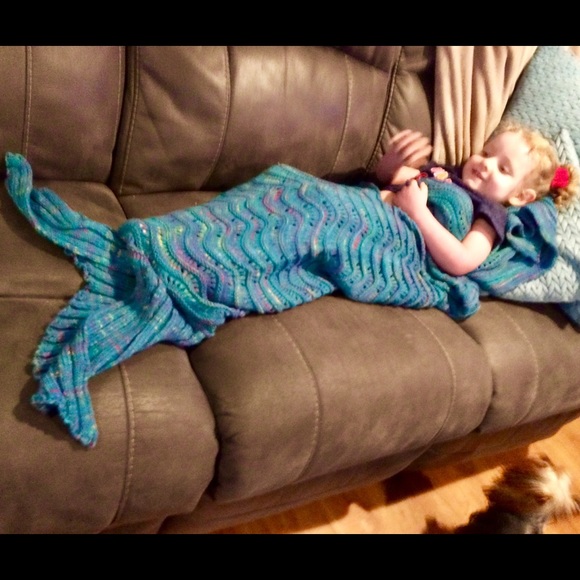 Mermaid blanket - Picture 1 of 4